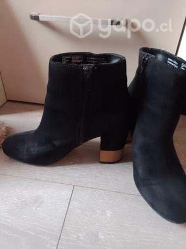 Botas Bata talla 36