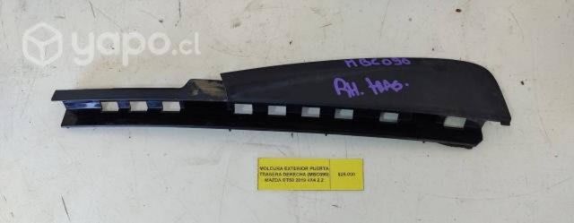 Moldura Exter pta tras der (MBC090) BT50 2.2 2019