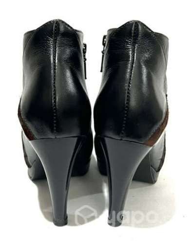 Botín Taco Alto 100% Cuero Marca Exs N*38.5 Negro