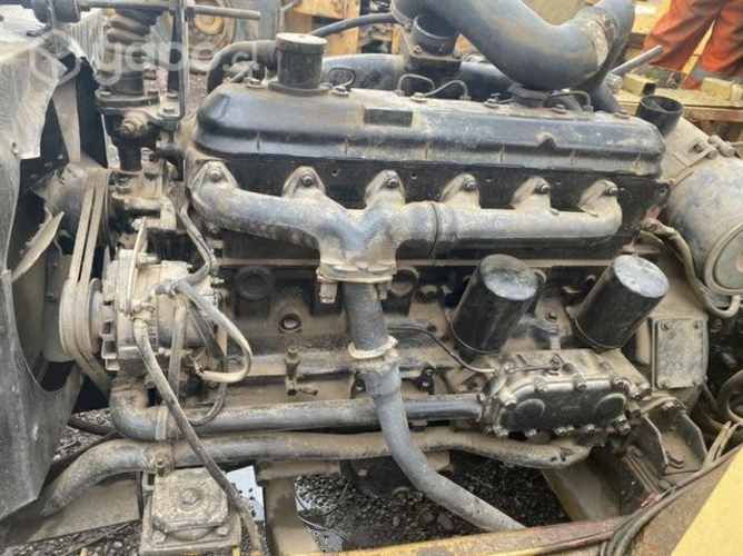 Motor iveco de 6 Silindros en línea operativo180HP