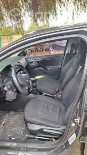 Peugeot 301 2014 allure 1.6 hdi 92 hp