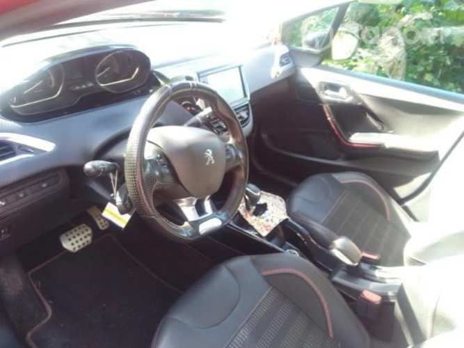 Peugeot 2008, GT Line AUT (2019)Full