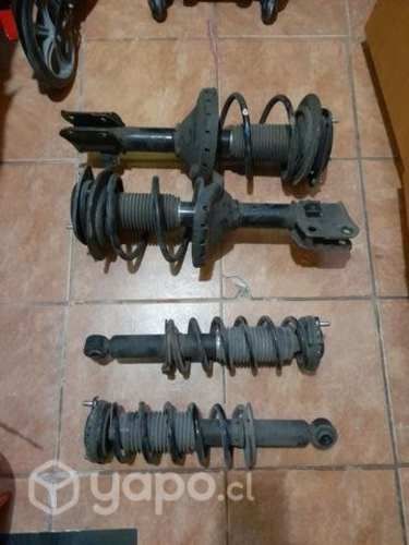 Amortiguadores Subaru impecables con espirales caz