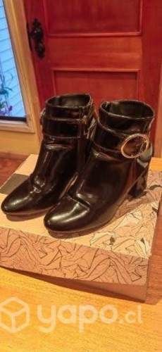 Zapatos botín charol 36 mujer