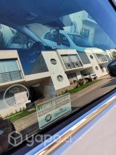 Nissan sentra avance mt