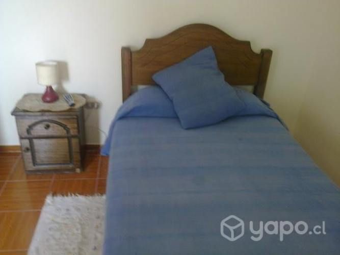 Pieza en el centro a pasos de calle Prat