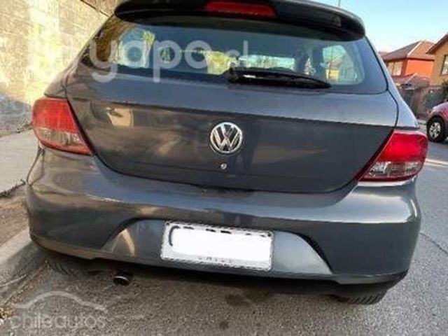 Volkswagen gol sedan trendline