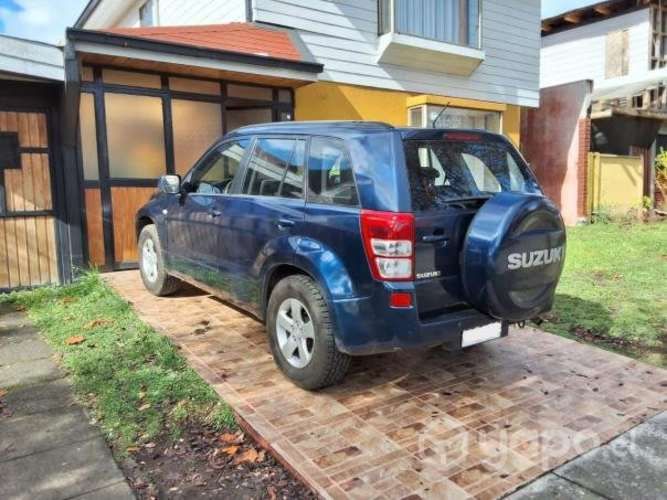 Suzuki grand nomade 2009