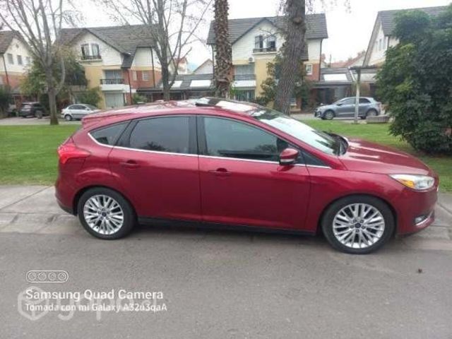 Vendo Ford Focus titanium