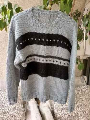 Sweater Gray and black