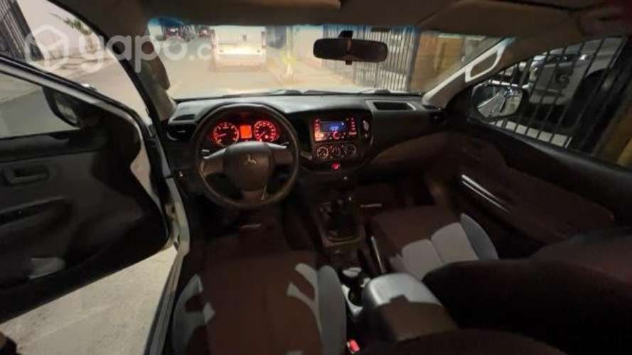 Mitsubishi l200 2018