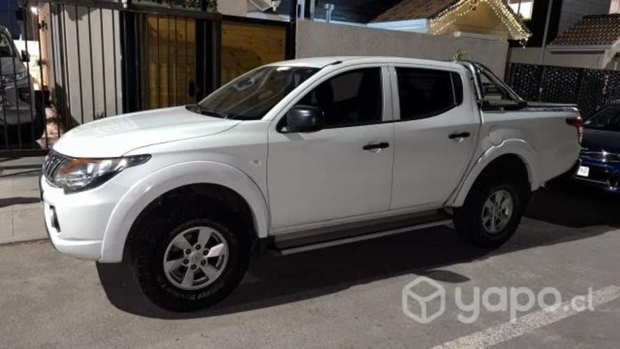 Mitsubishi l200 2018