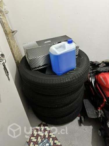 5 neumáticos de Jimny como nuevos