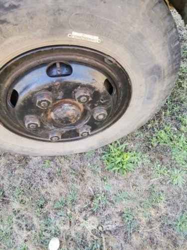 Camión mitsubichi Canter