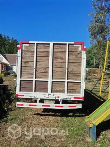 Camión mitsubichi Canter