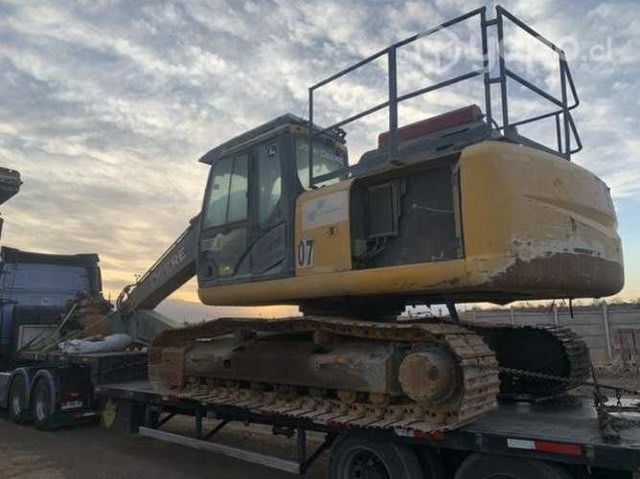 Excavadora Jhon Deere 210G, Bomba hidráulica