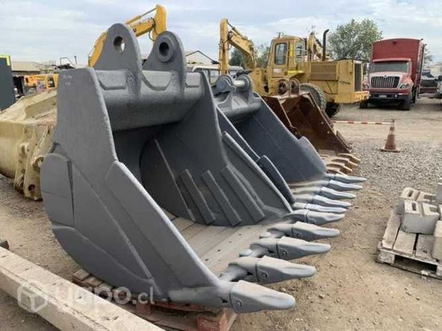 Balde excavadora Caterpillar impecable estado