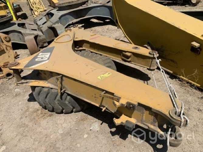 Retroexcavadora 416E, Brazo impecable estado