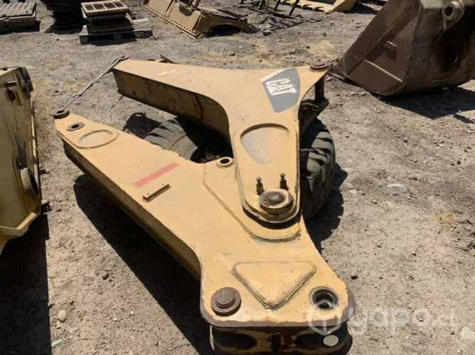 Retroexcavadora 416E, Brazo impecable estado