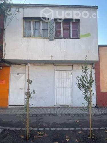 Habitacion grande con baño, cocina independiente