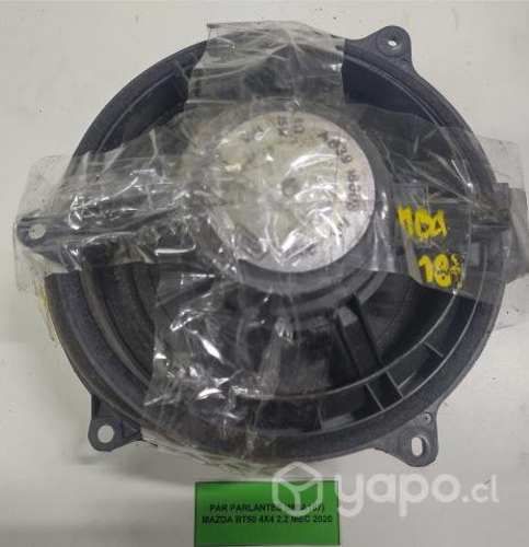 Par Parlantes (MBA187) Mazda BT50 4x4 2.2 Mec 2020