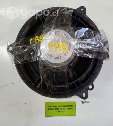 Par Parlantes (MBE135) Mazda BT50 3.2 AUT 2019