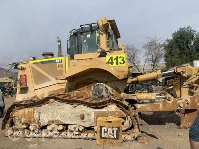 D8T Caterpillar, ofrecemos juego cadena impecable