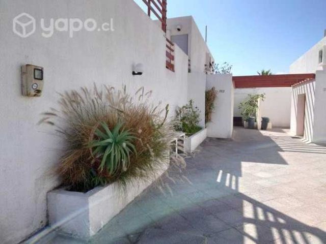 Vendo casa en Condominio Playa La Portada