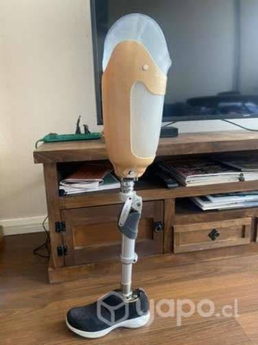 Prótesis de pierna izquierda