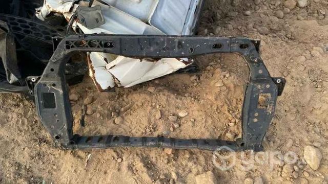 Frontal kia rio 5 2015