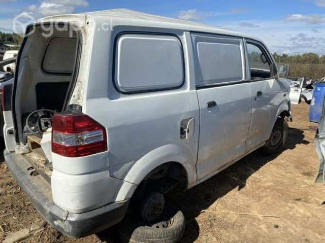 Puerta Suzuki apv 2012