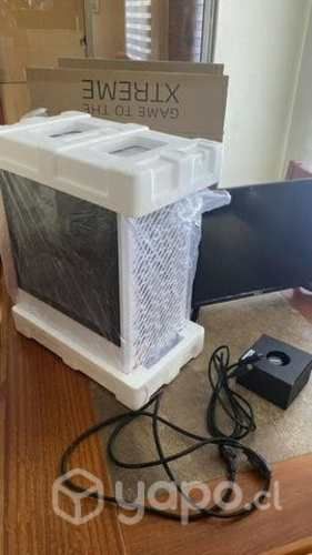 Computador gamer más pantalla