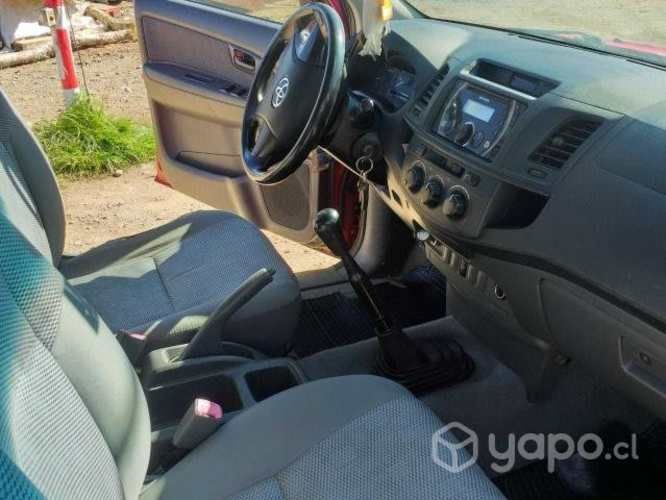 Toyota hilux 2015