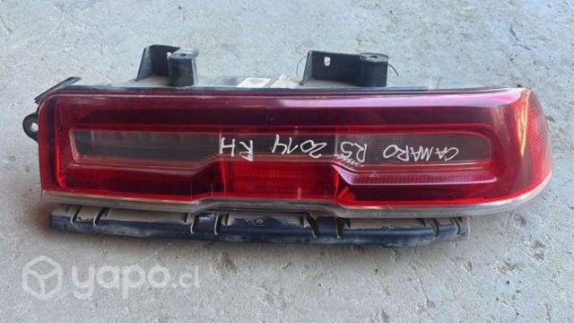 Foco trasero derecho camaro 2014