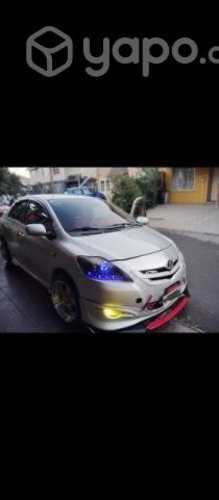 Vendo Toyota Yaris sedan