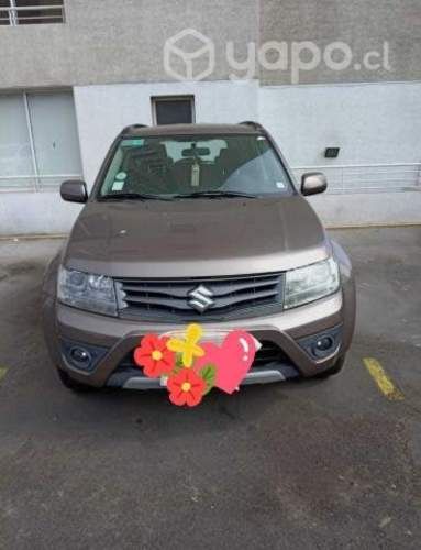 Suzuki grand nomade 2015 4x4 radio con pantalla