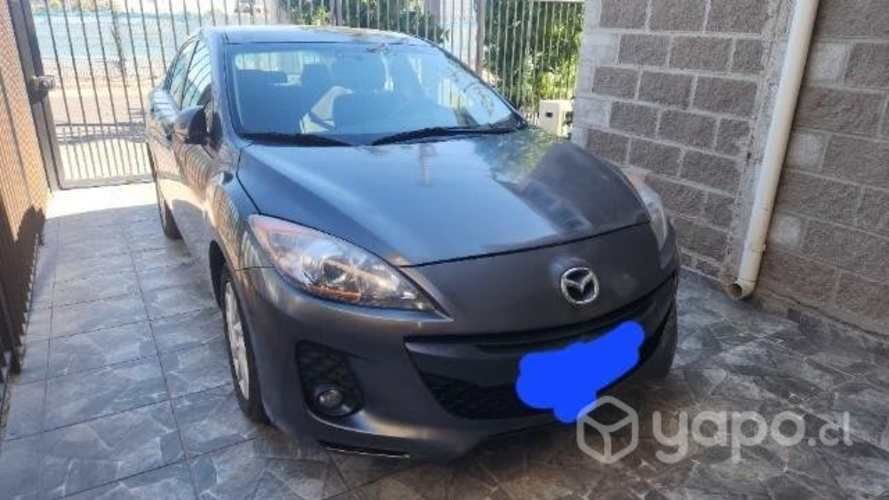 Mazda3 2013 sedan AT
