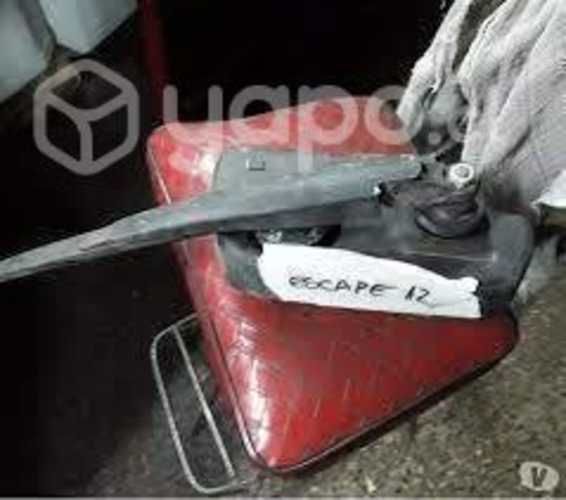 Limpia Parabrisa trasero Ford Escape completo