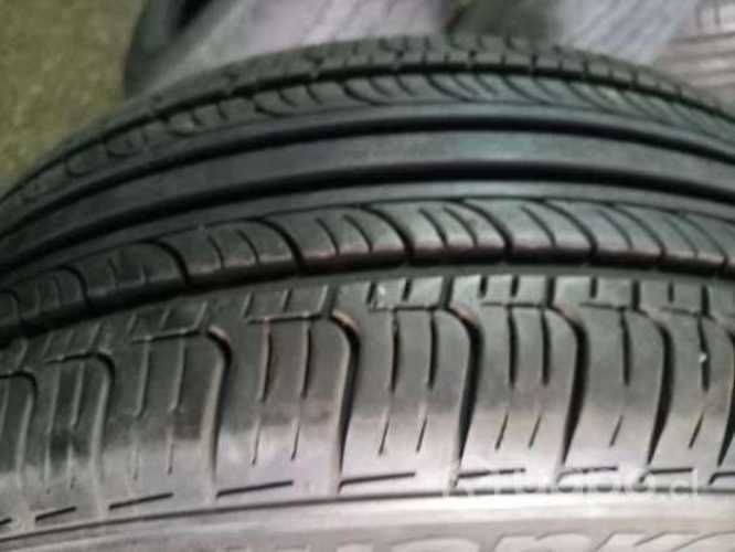 1 neumático Hankook 215-55-17 impecable