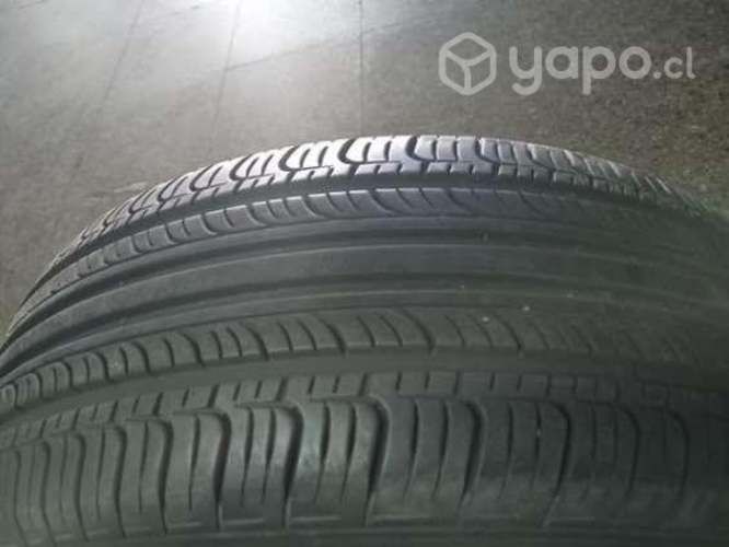 1 neumático Hankook 215-55-17 impecable