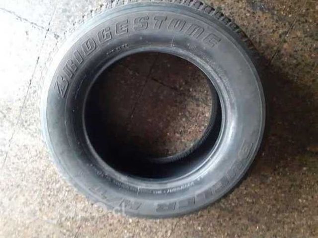 1 neumático P265-65-R 17 impecable Bridgestone