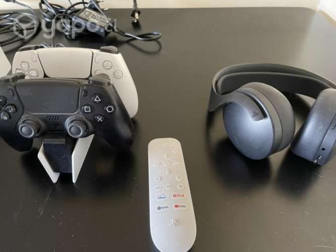 Playstation 5 - PS5 (Digital) - 2 controles