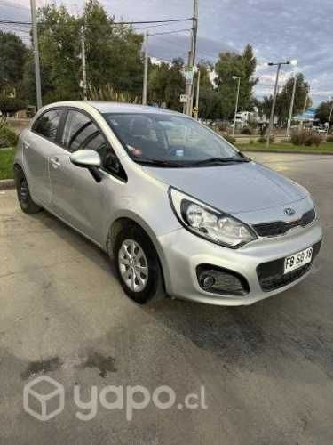 Kia motors rio 2012