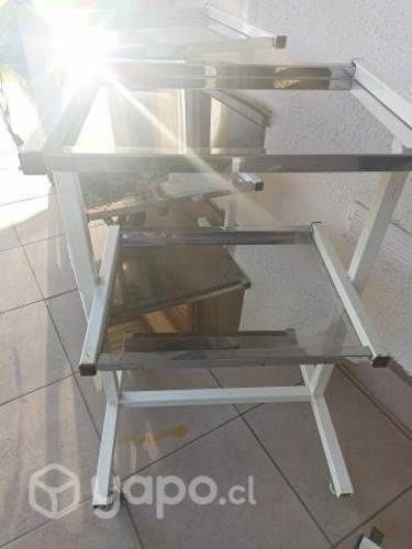 Mesa porta equipos para insumos medicos