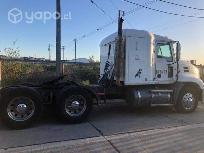 Vendo Mack Pinacle 400 hp 2012