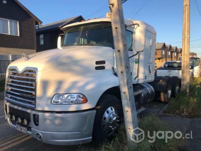 Vendo Mack Pinacle 400 hp 2012