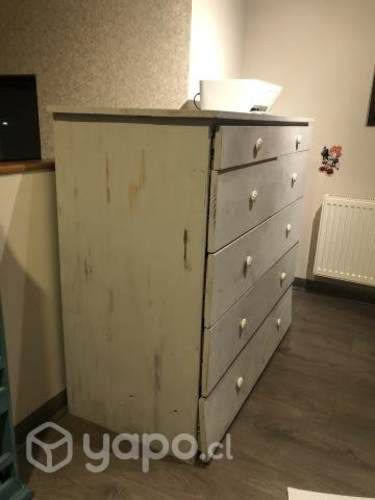 Cómoda grande Vintage ideal para niños