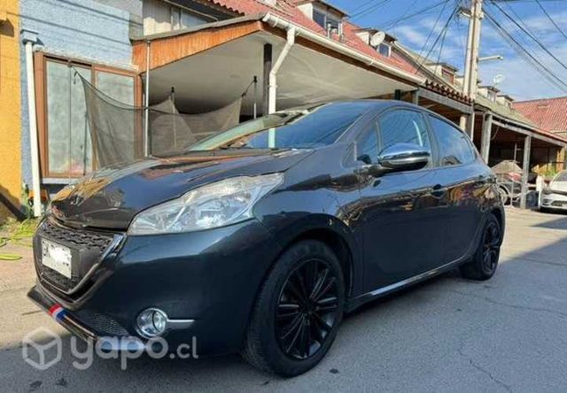 Peugeot 208 1.2 mt