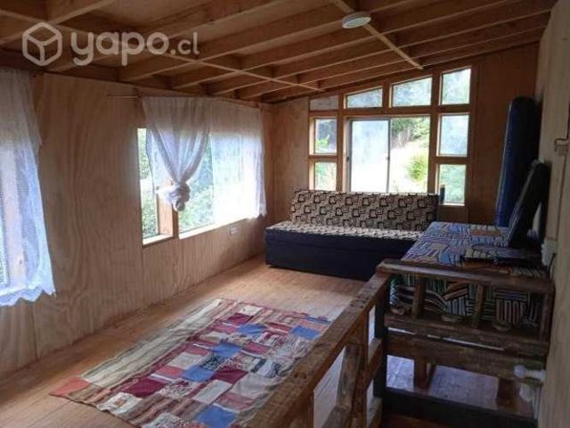 Se vende 2 casas,en calle principal, caleta horcon