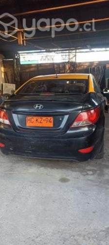 Se vende HYUNDAI ACCENT 2015